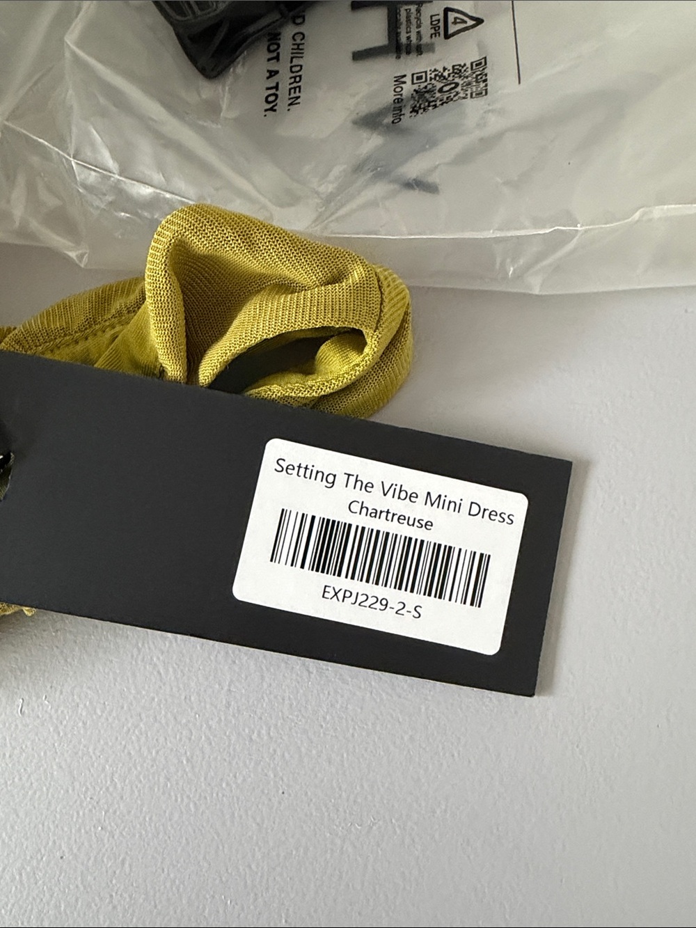 Setting the Vibe Mini Dress Chartreuse - Picture 4 of 4